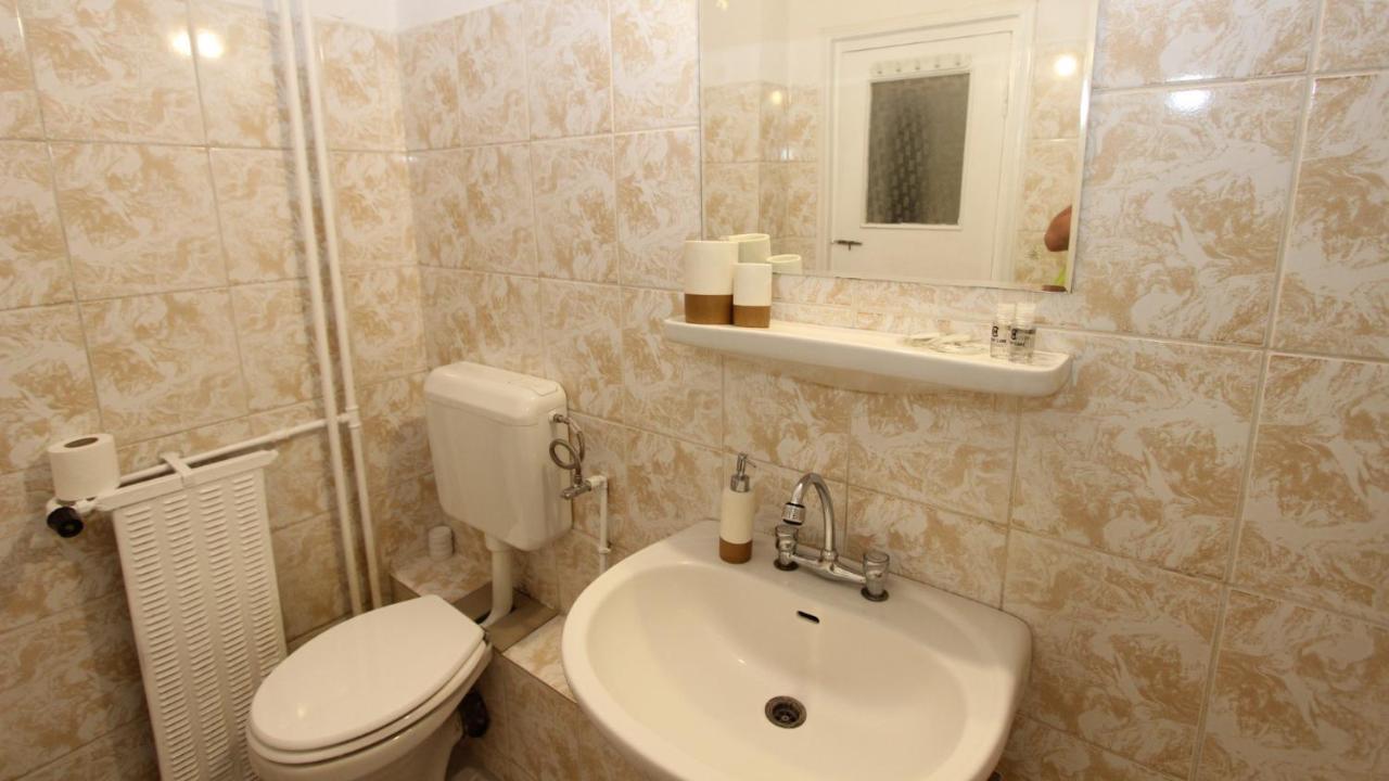 Holidays Host Splaiul Unirii Bucureşti Eksteriør bilde